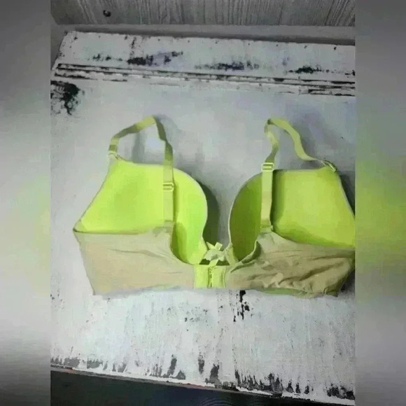 PINK/ Victoria Secret Bra bundle of 3. All size 34D. - Picture 4 of 9